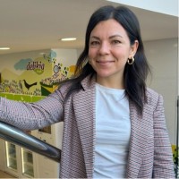 Andrea Gabian Email