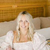 Anna Stultz Email & Phone Number