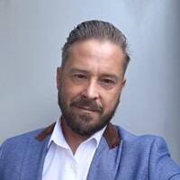 Paul Saunders Email & Phone Number