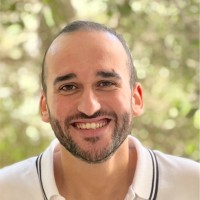 Hesham El-Ashram Email