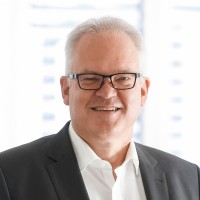 Patrik Müller Email
