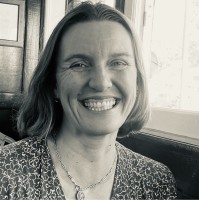 Kristin Falch Email