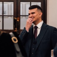 Leon Ali Email