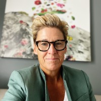 Jennifer Houston Email & Phone Number