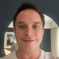 Simon Lucas Email & Phone Number