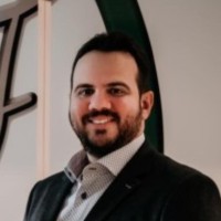 Romulo Castro Email