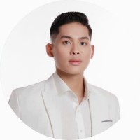Meta Employee Huy Hoang's profile photo