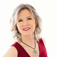 Tracy Comer Email & Phone Number