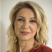 Daniela Manea Email