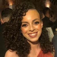 Isabela Cordeiro Email