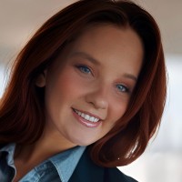 EDUrent Employee Emma Larocca's profile photo