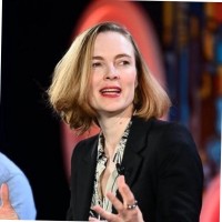 Apolitical Employee Robyn Scott's profile photo