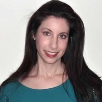 The Compliance Search Group, LLC Employee Emma Savadier's profile photo