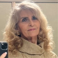 Etairos HVAC Employee Suzanne Odaniel's profile photo