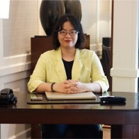 Vi Tran Email & Phone Number
