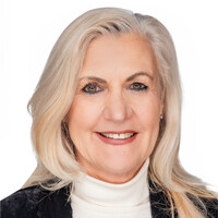 Luzern Tourismus Employee Regina Waldis's profile photo
