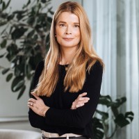 Louise Saatchi Email