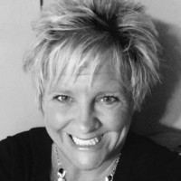 Beacon Hill Staffing Group Employee Angela Jones's profile photo