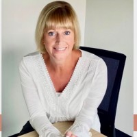 Kathy MacHt Email & Phone Number