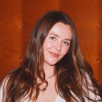 Byrdie Employee Holly Rhue's profile photo