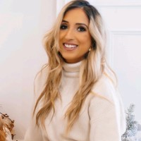 Shiji Distribution Solutions Employee Sara Warha's profile photo