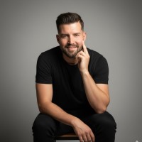 Vojtěch Mareš Email