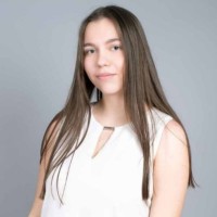 Anna Kuksa Email