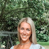 Robyn Lee Email & Phone Number