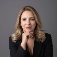 Lucieny Márcia Oliveira Email