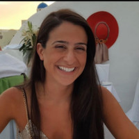 Ariana Gianacopoulos Email & Phone Number
