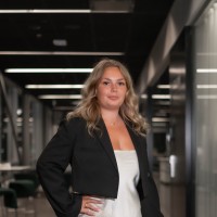 Rookie Startups Employee Betty Holmlund's profile photo