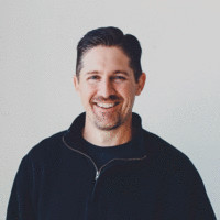 Charles Schwab Employee Peter Augustin's profile photo