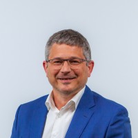 Uwe Gruber Email