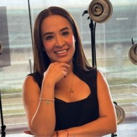 Lili Parra Email