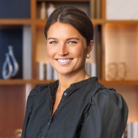 JLL Employee Sydney Carter's profile photo
