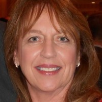 Lynne Bloomquist Email & Phone Number