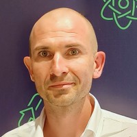 Kamil Dąbrowski Email
