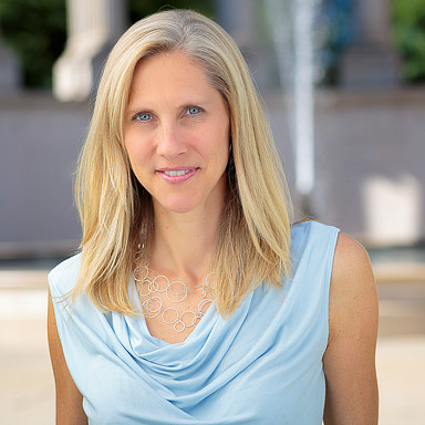 Industry Dive Employee Lynne Marek's profile photo