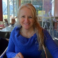 Commission de la santé et sécurité du travail (CSST) Employee Hélène Constant's profile photo