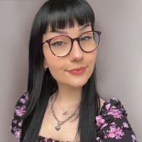 Hannah Holmes Email