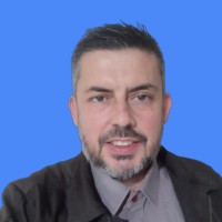 Estudando Employee Paulo Cesar Medeiros's profile photo