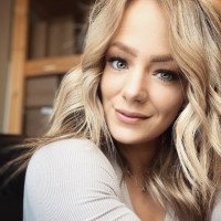 Tabitha Kahn Email & Phone Number