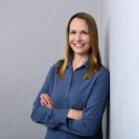 Helle Ludewig Email