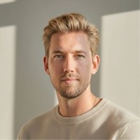 REVYND Employee Julian Hallet's profile photo