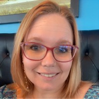 Outback Steakhouse Employee Tina Mazzocco's profile photo