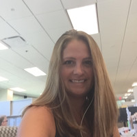 Johnson & Johnson Employee Amy Spears's profile photo