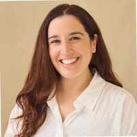 Fernanda Souza Email & Phone Number