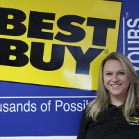 Best Buy Employee Holly Whitaker's profile photo
