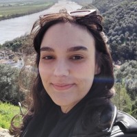 Bárbara Este Email & Phone Number