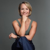 Laura Harvey Email